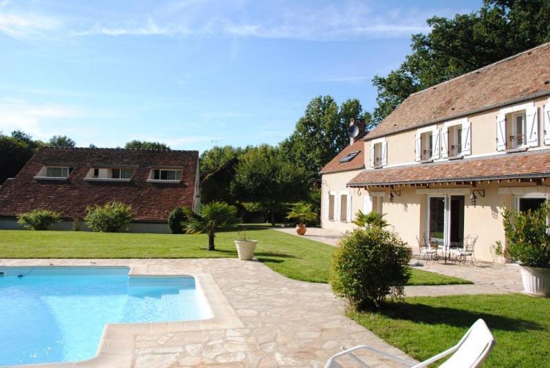 Villa Dikaria Montacher Екстериор снимка