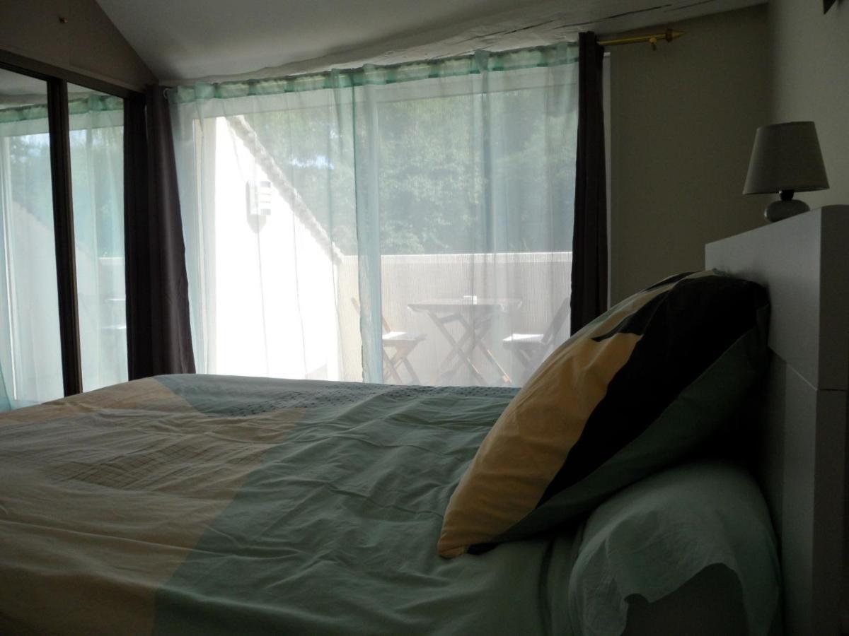 Villa Dikaria Montacher Екстериор снимка